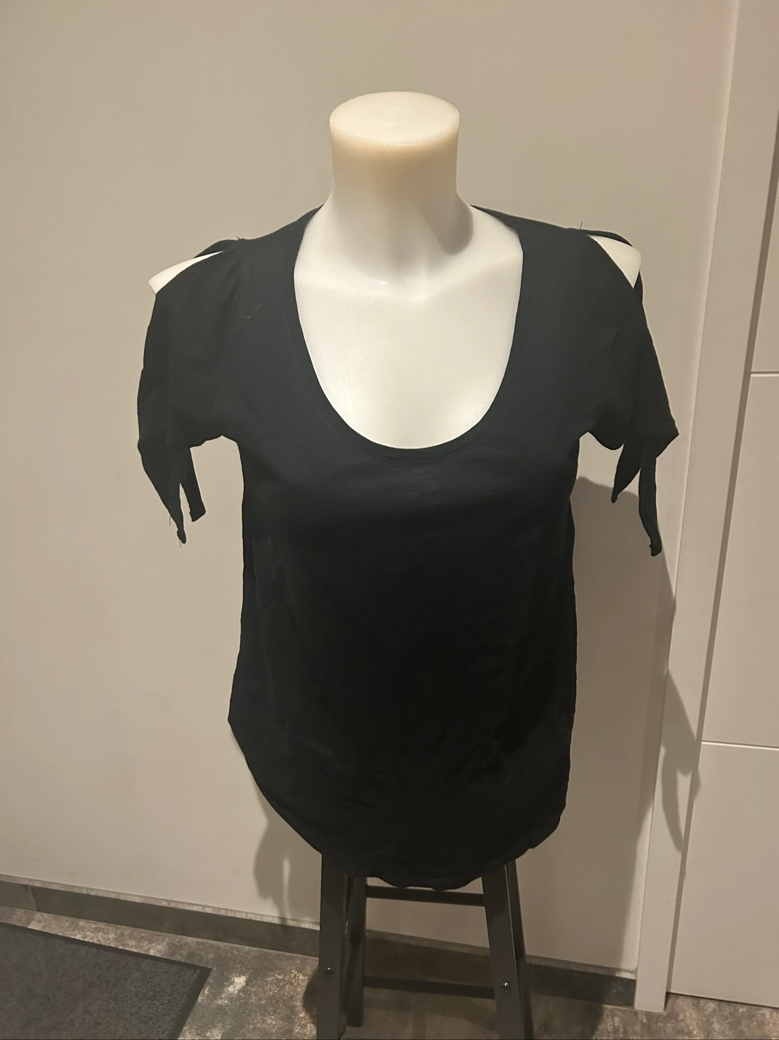 T-shirt manche ouverte 